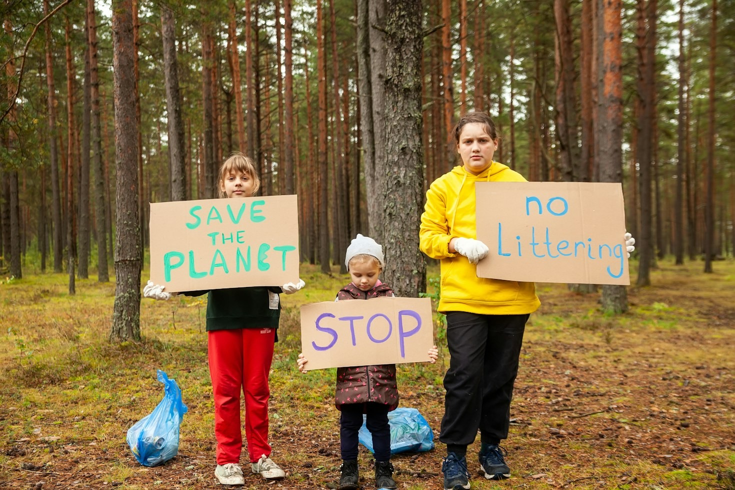 From Concept to Curb: Communicating Public Cleanup Efforts